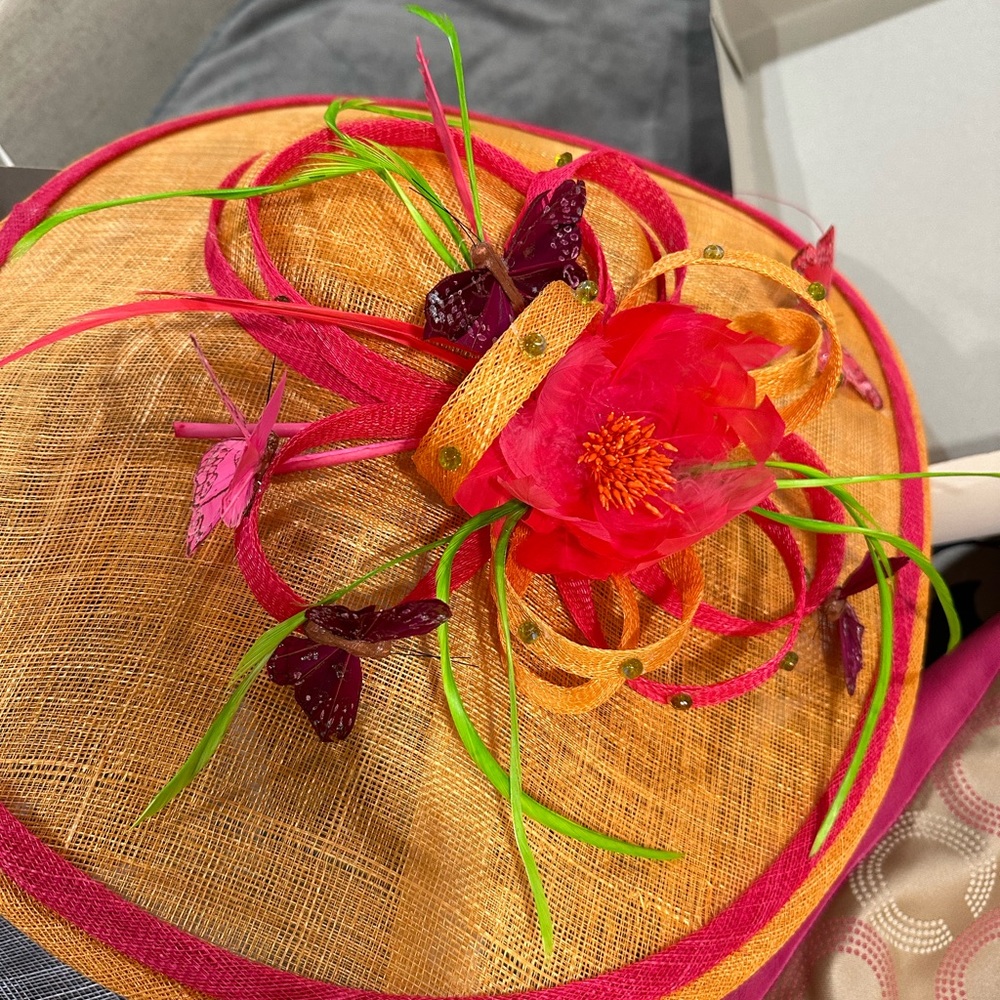 Fascinator - Picture 2 of 2